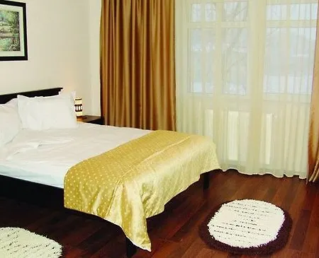 Phoenicia Baneasa Airport Отель 4*