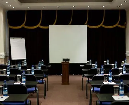 Hotell Phoenicia Baneasa Airport 4*